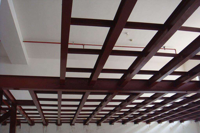 鋼結(jié)構(gòu)廠(chǎng)房裝修閣樓搭建多少錢(qián)一平方？