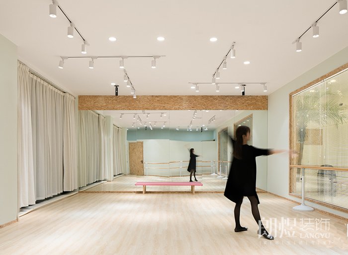 舞蹈培訓(xùn)學(xué)校裝修設(shè)計(jì)效果圖
