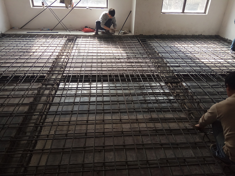 辦公樓裝修-現(xiàn)澆隔層搭建